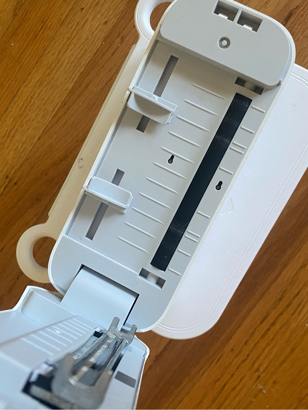 MUNBYN White Label Printer - Compact Desktop Thermal Printer - Picture 2 of 4